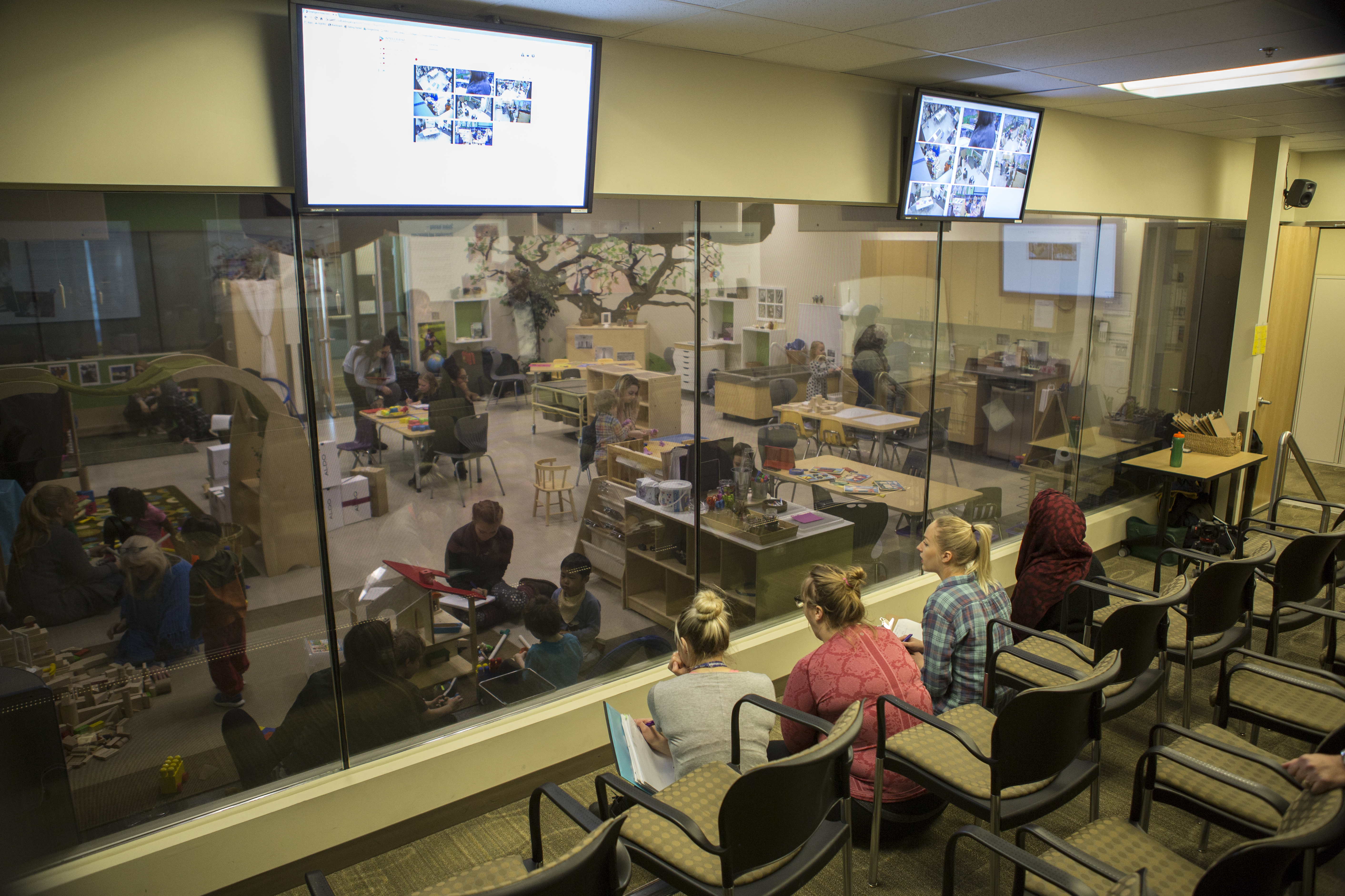 Observation Room - Research _ Child Development MRU